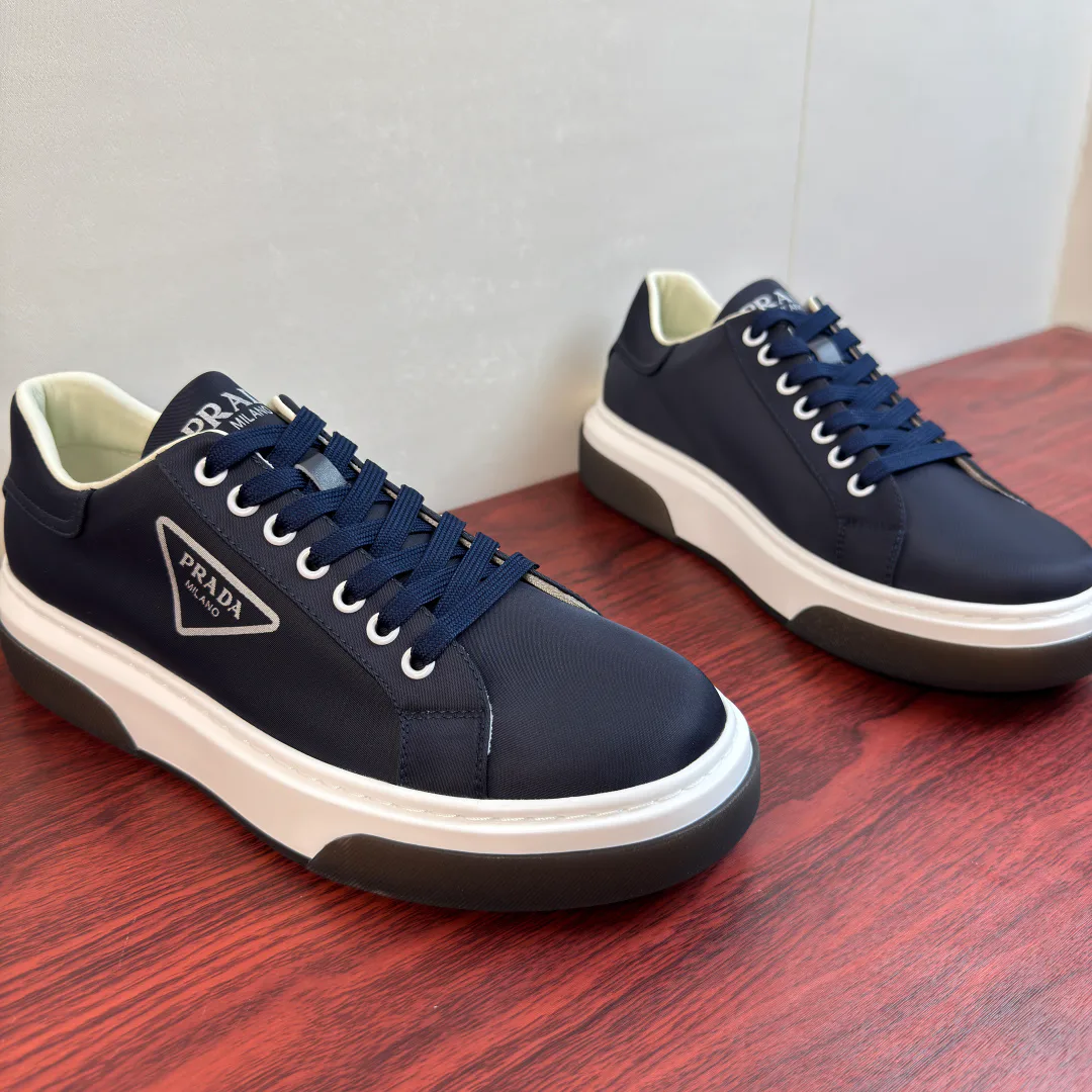 Men's Sneakers PRADA 16935016