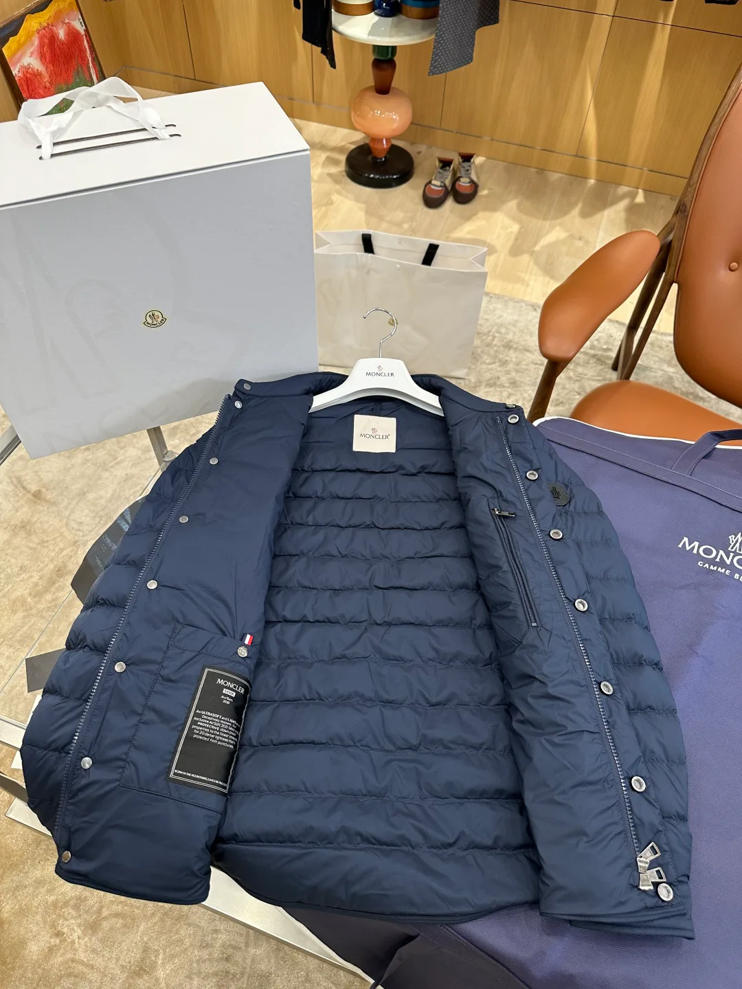 Куртки И Пуховики Мужские Moncler 18558951
