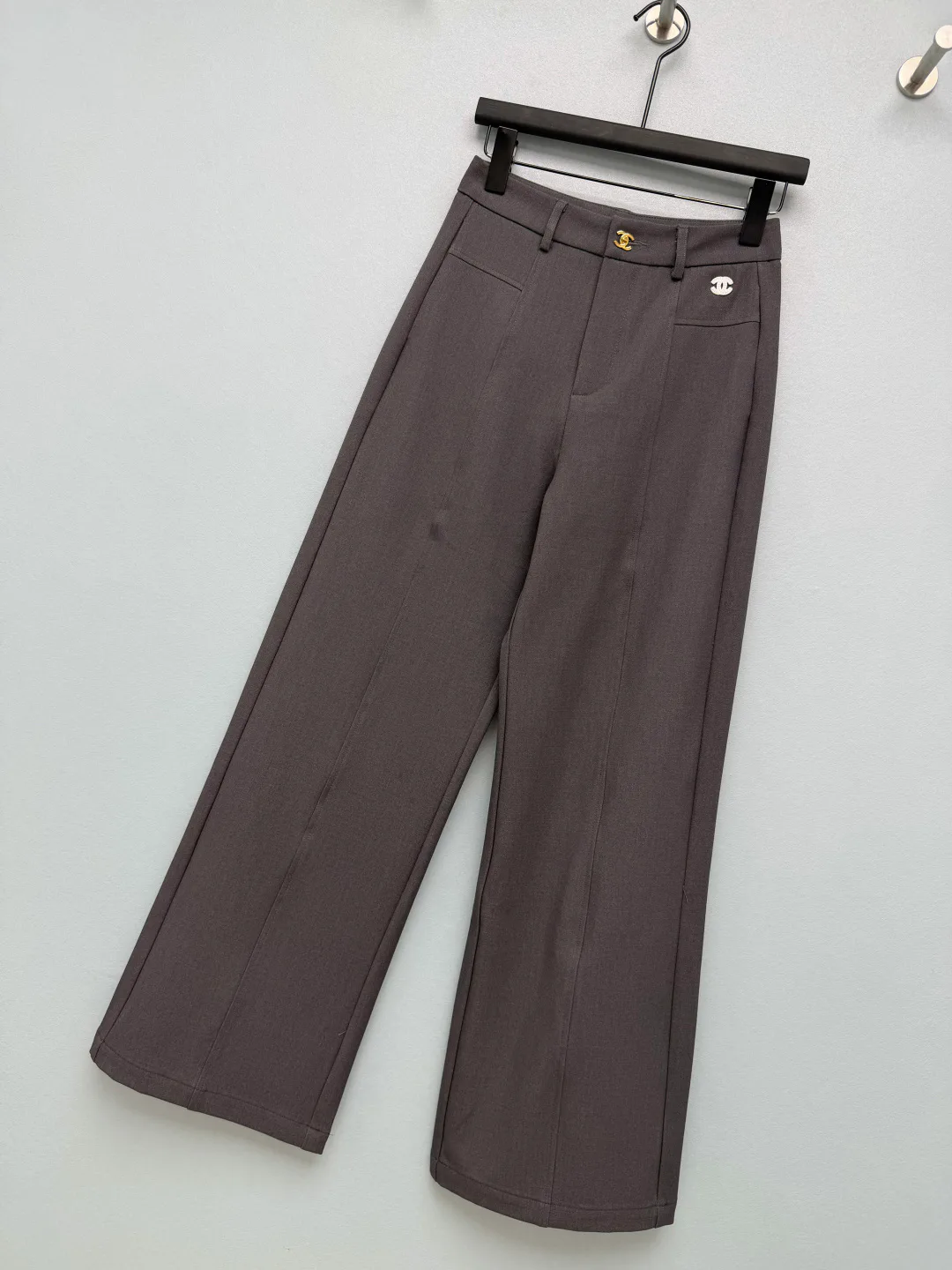 Women's Trousers CHANEL 18401435