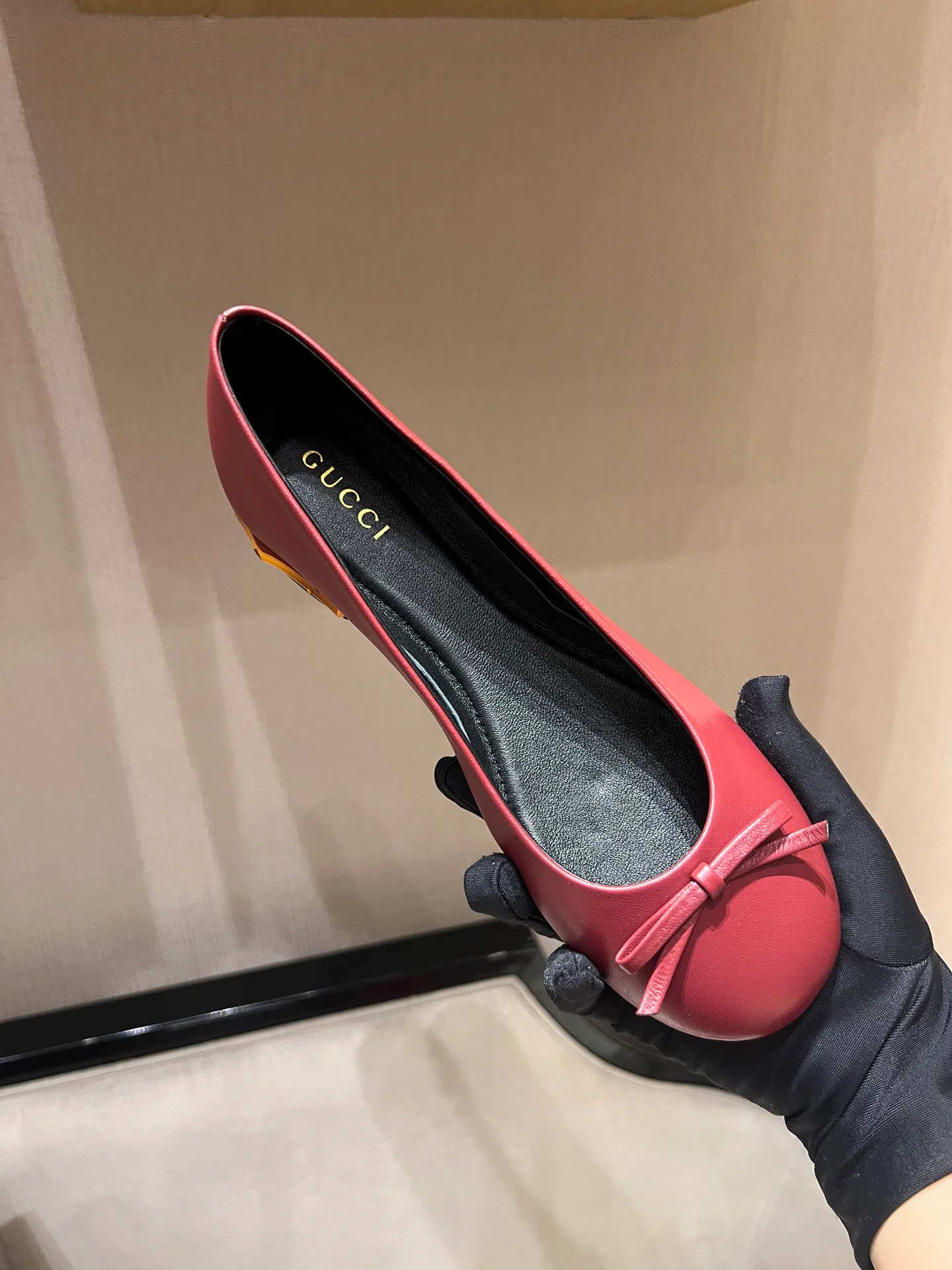 Women's Ballet Flats GUCCI 18020254