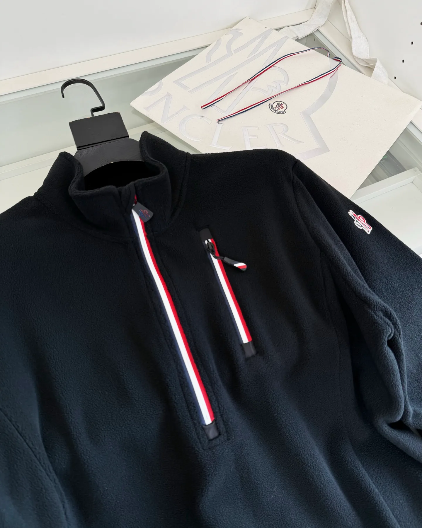 Men's Sweatshirts And Hoodies MONCLER 18396425