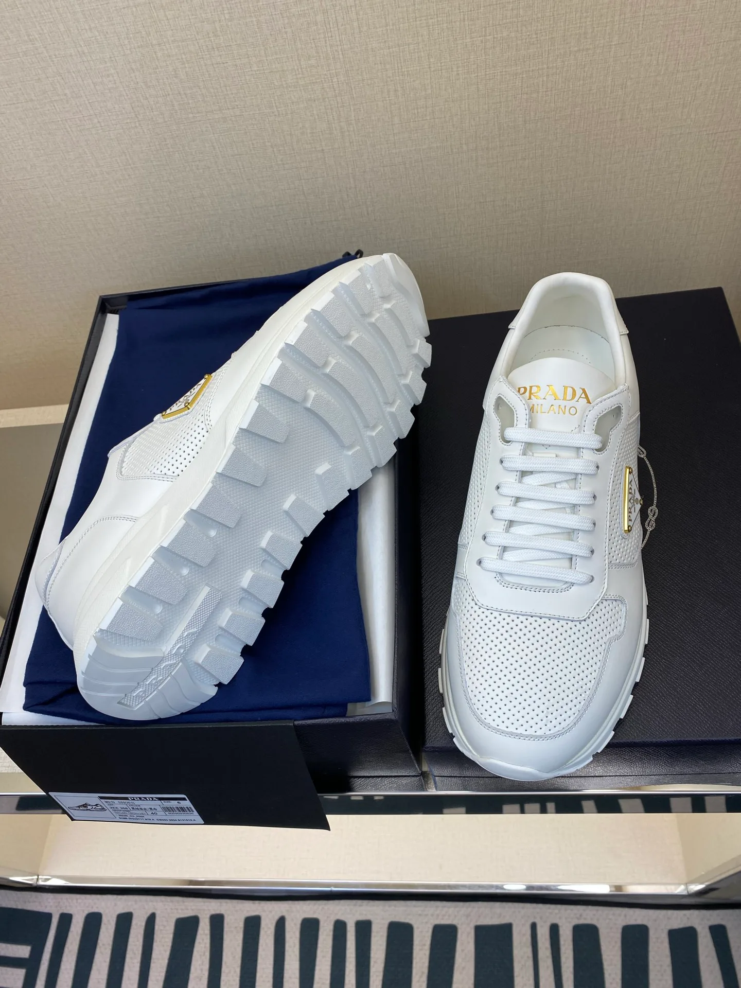 Men's Sneakers PRADA 18039817