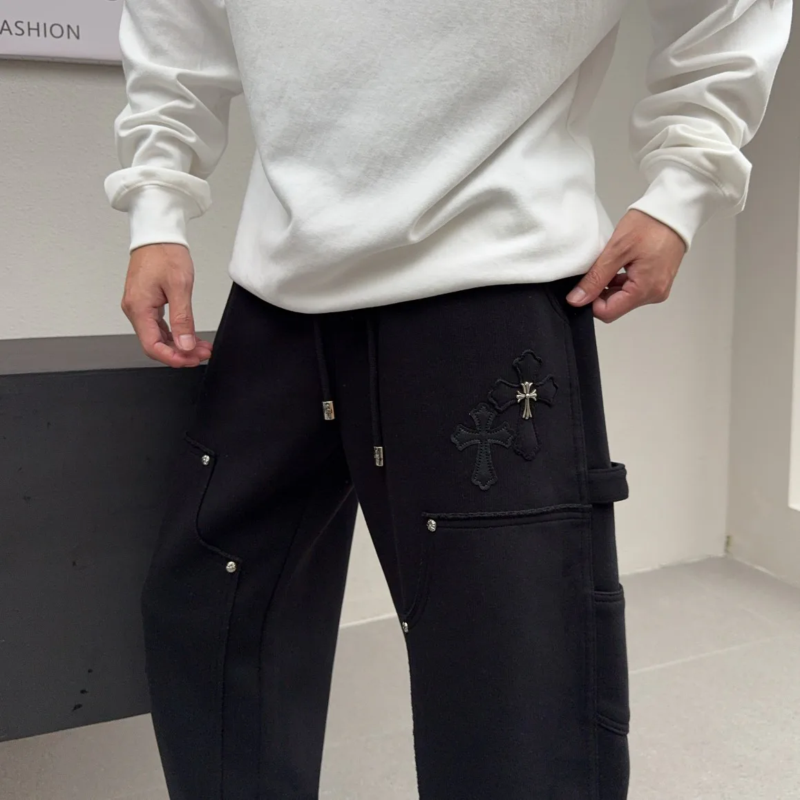 Women's Trousers CHROME HEARTS 18178431