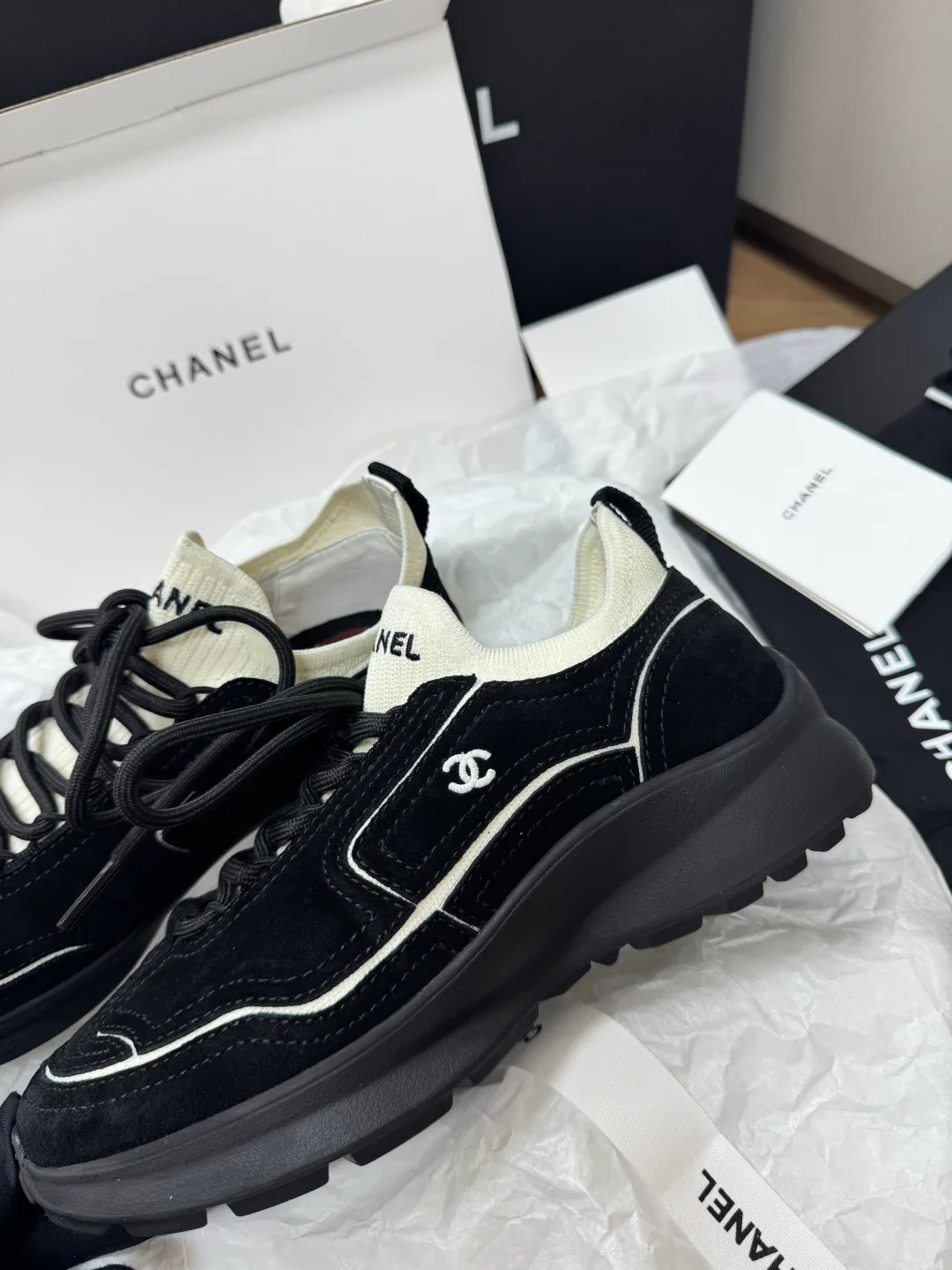 Women's Sneakers CHANEL 17418276