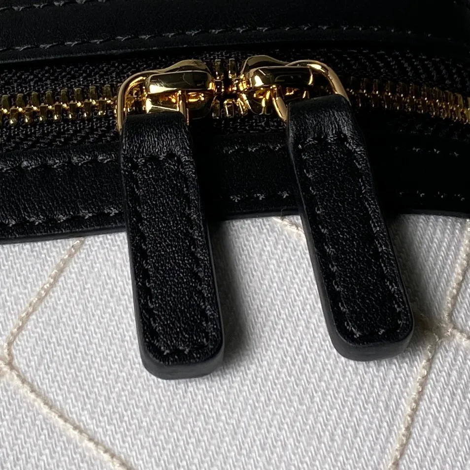 Women's Classic Handbags CHANEL 17827308