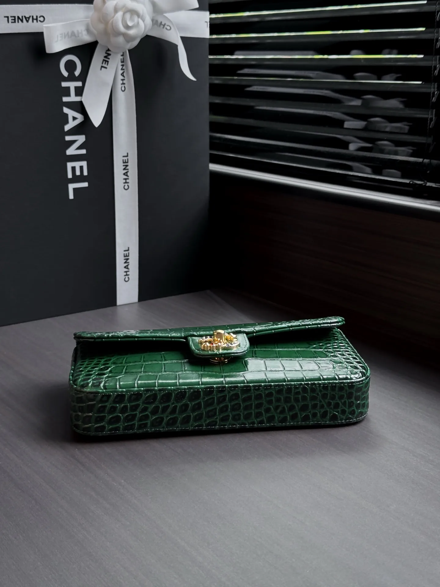 Women's Classic Handbags CHANEL 17861282