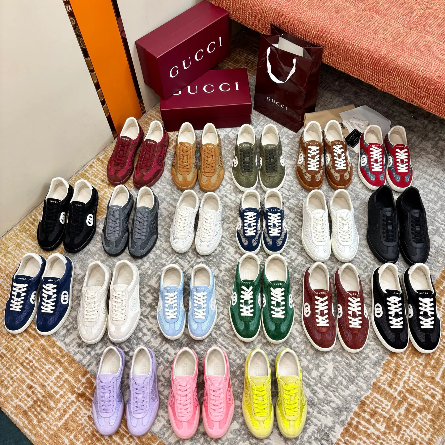Women's Sneakers GUCCI 18039360