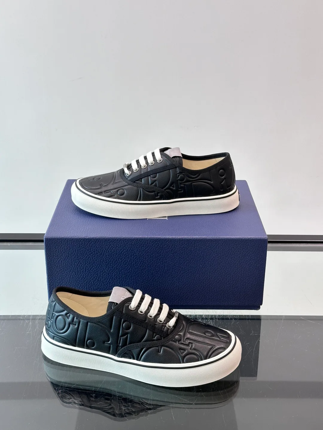 Men's Sneakers CHRISTIAN DIOR 18500670