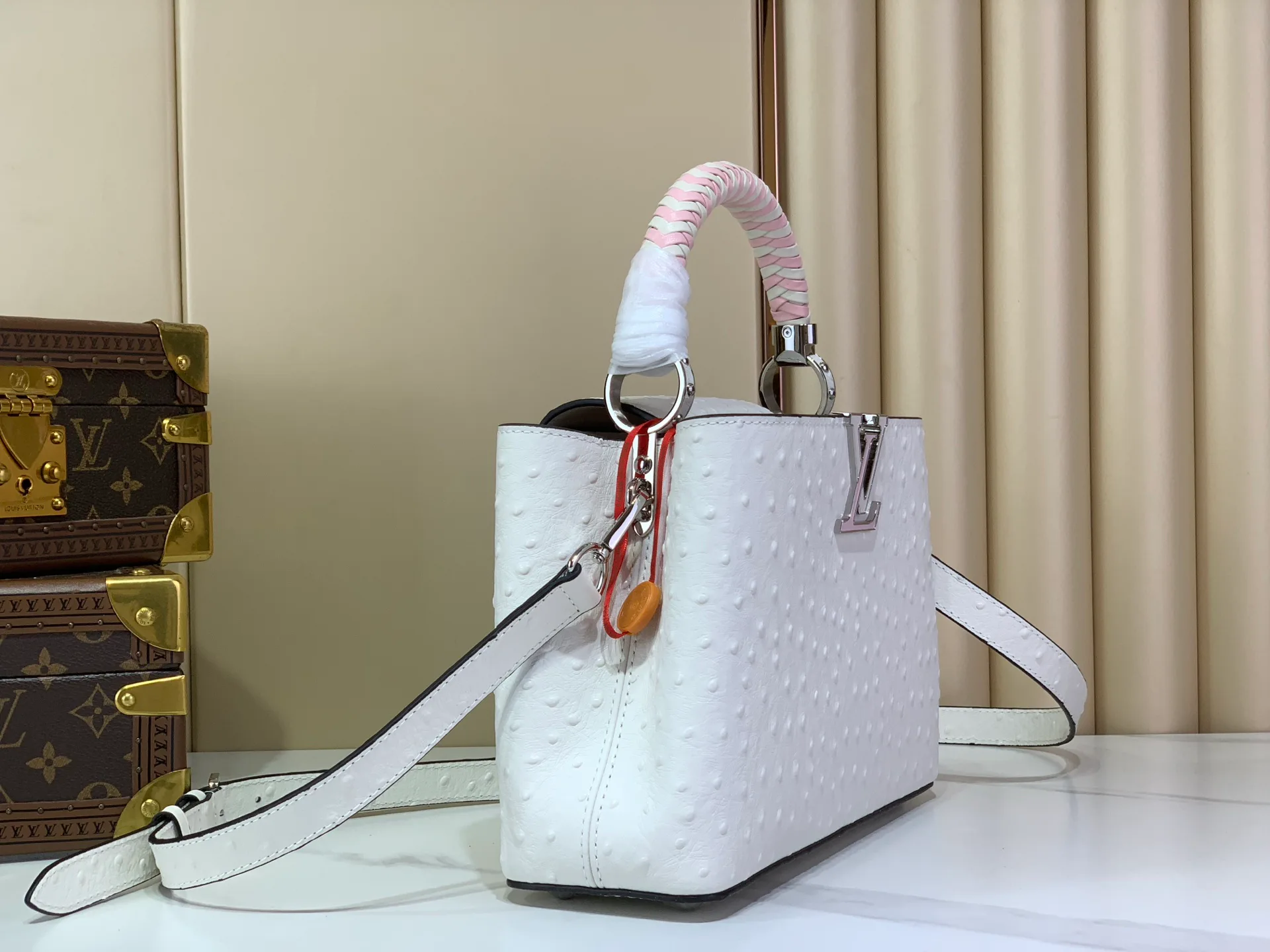 Women's Classic Handbags LOUIS VUITTON 17838901