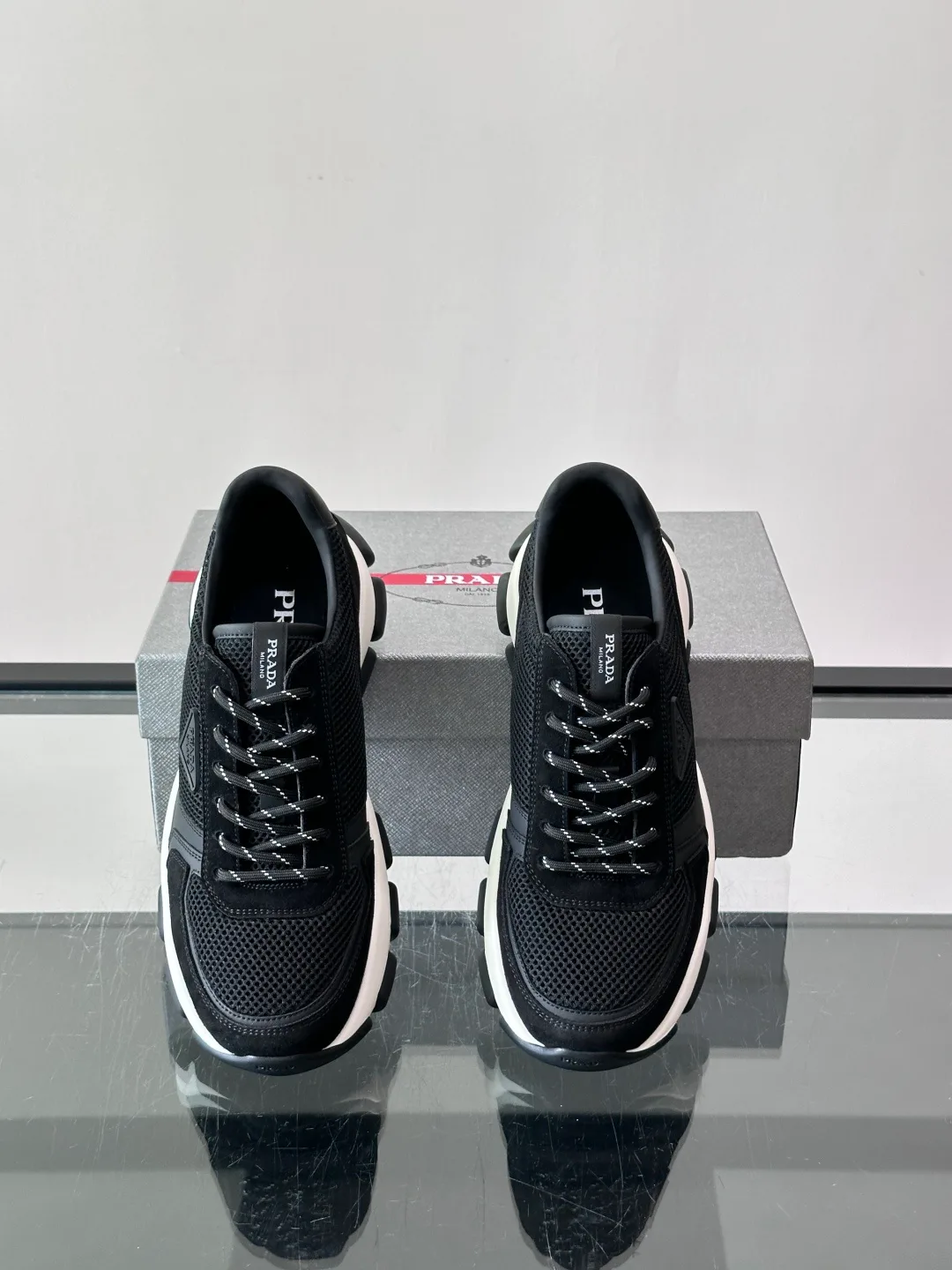 Men's Sneakers PRADA 18102779