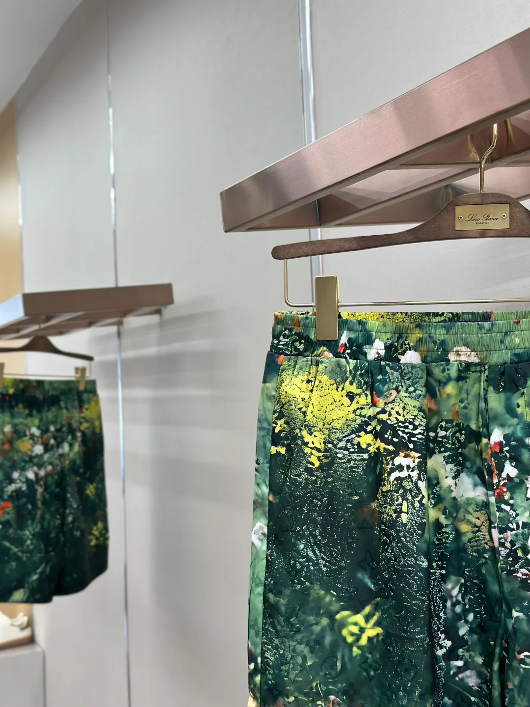 Men's Shorts LOUIS VUITTON 17468328