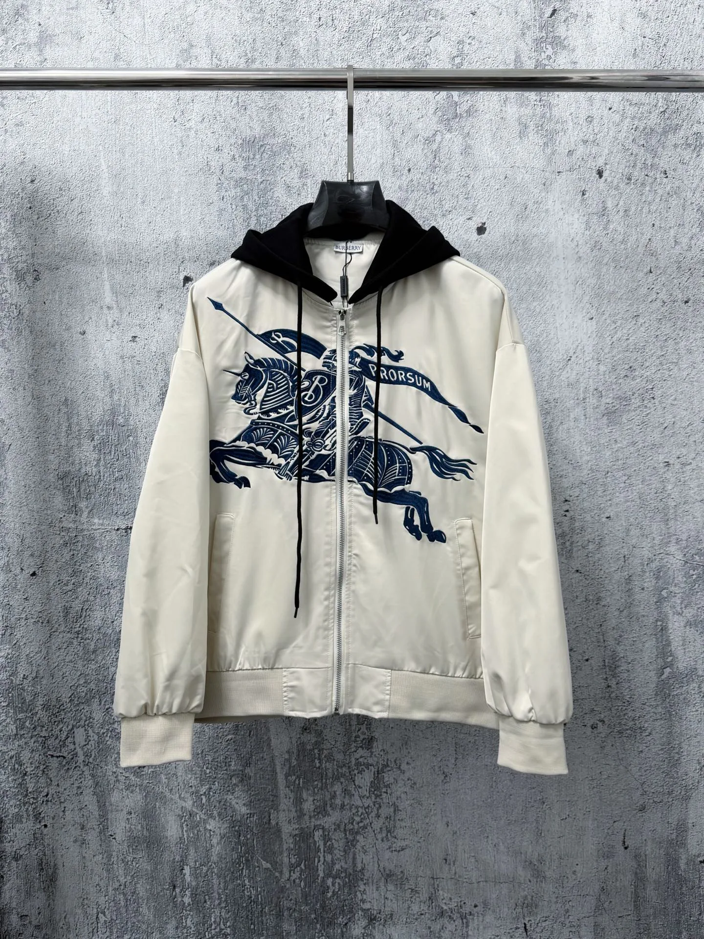 Men's Jackets And Down Jackets BURBERRY 18215643