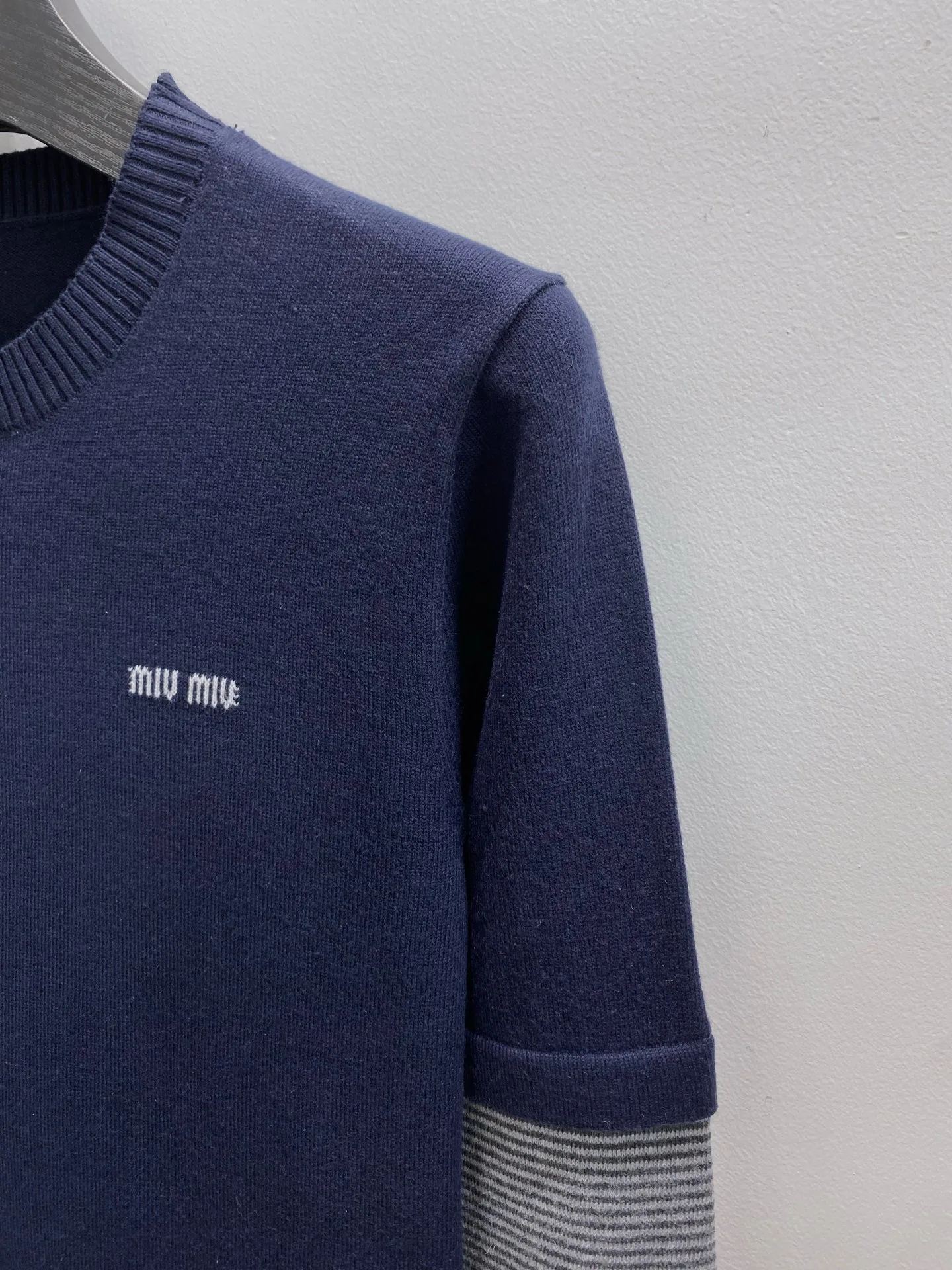 Women's Jumpers And Sweaters MIU MIU 18029066