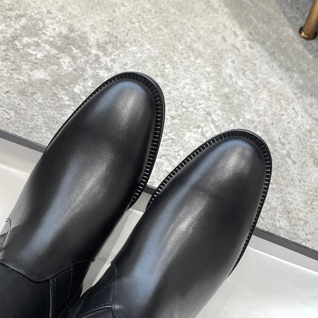 Women's Boots CHANEL 18154612