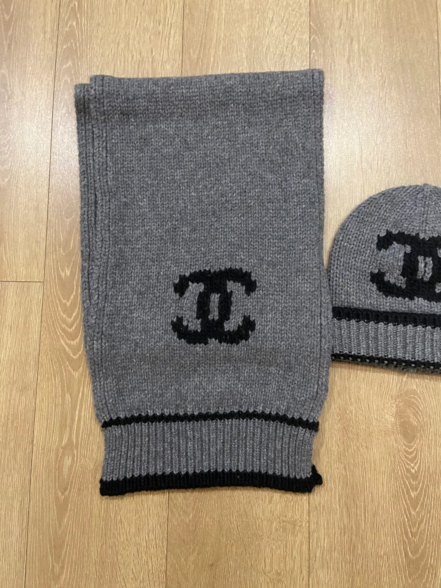 Scarves CHANEL 18088242