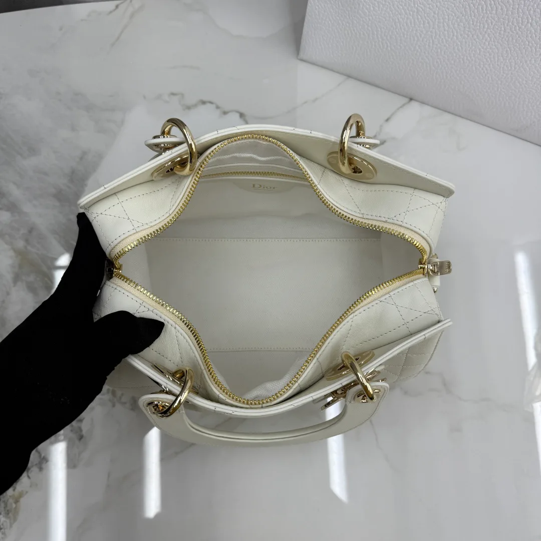 Women's Classic Handbags CHRISTIAN DIOR 18116303