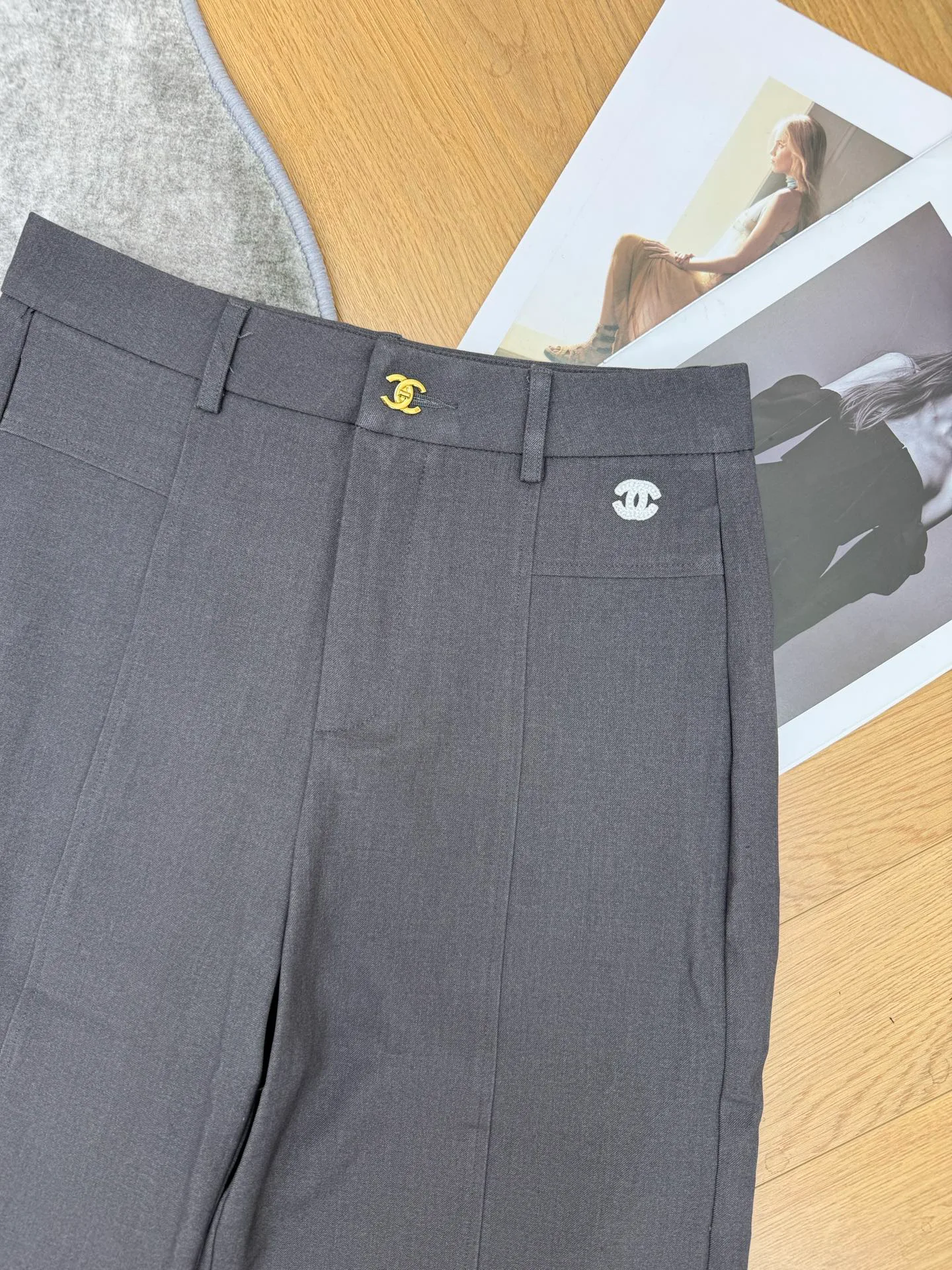 Women's Trousers CHANEL 18348253