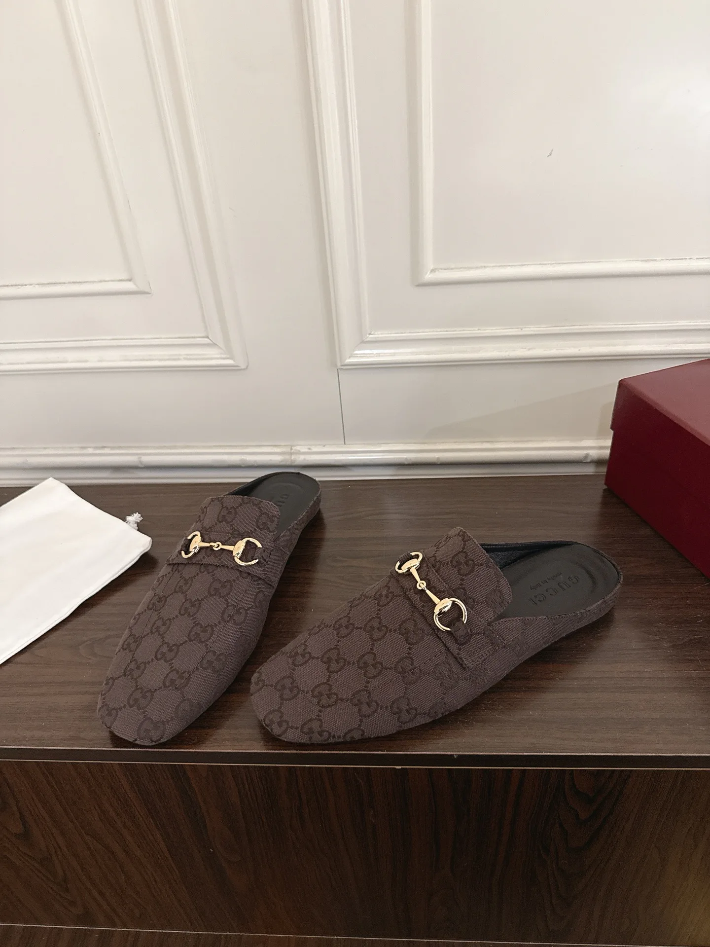 Women's Mules And Clogs GUCCI 17956787