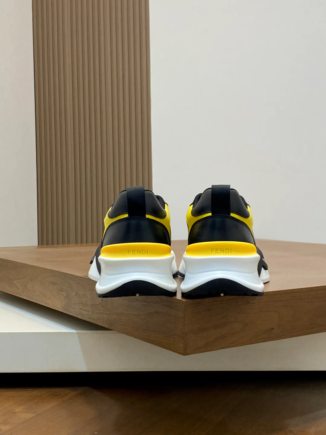 Men's Sneakers FENDI 18079023