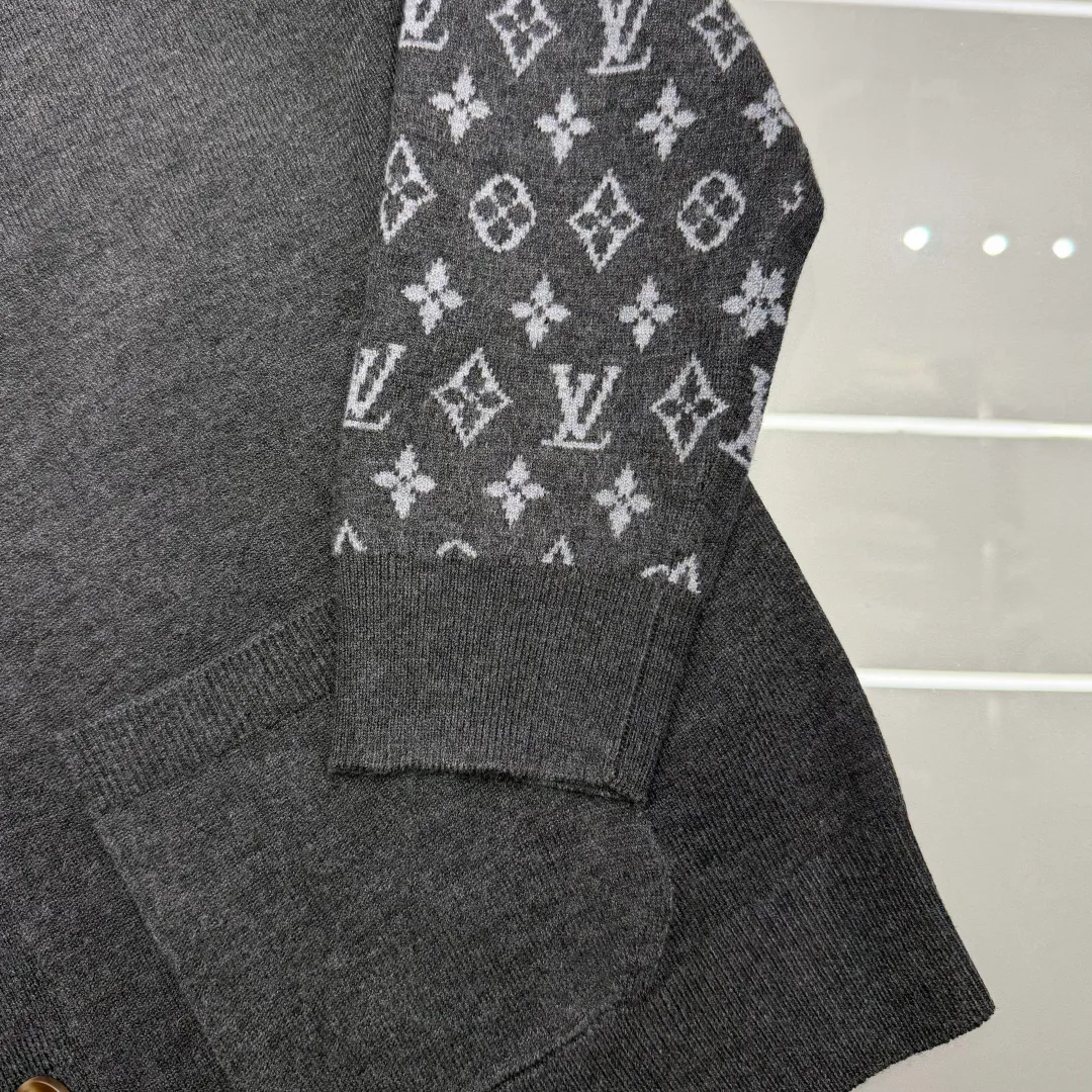 Men's Jumpers And Sweaters LOUIS VUITTON 17761943