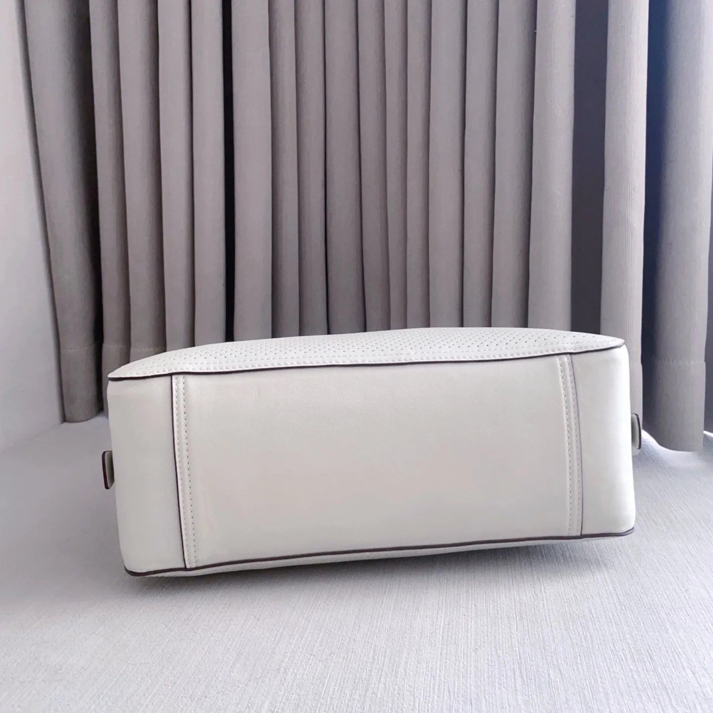 Women's Classic Handbags MIU MIU 17810527