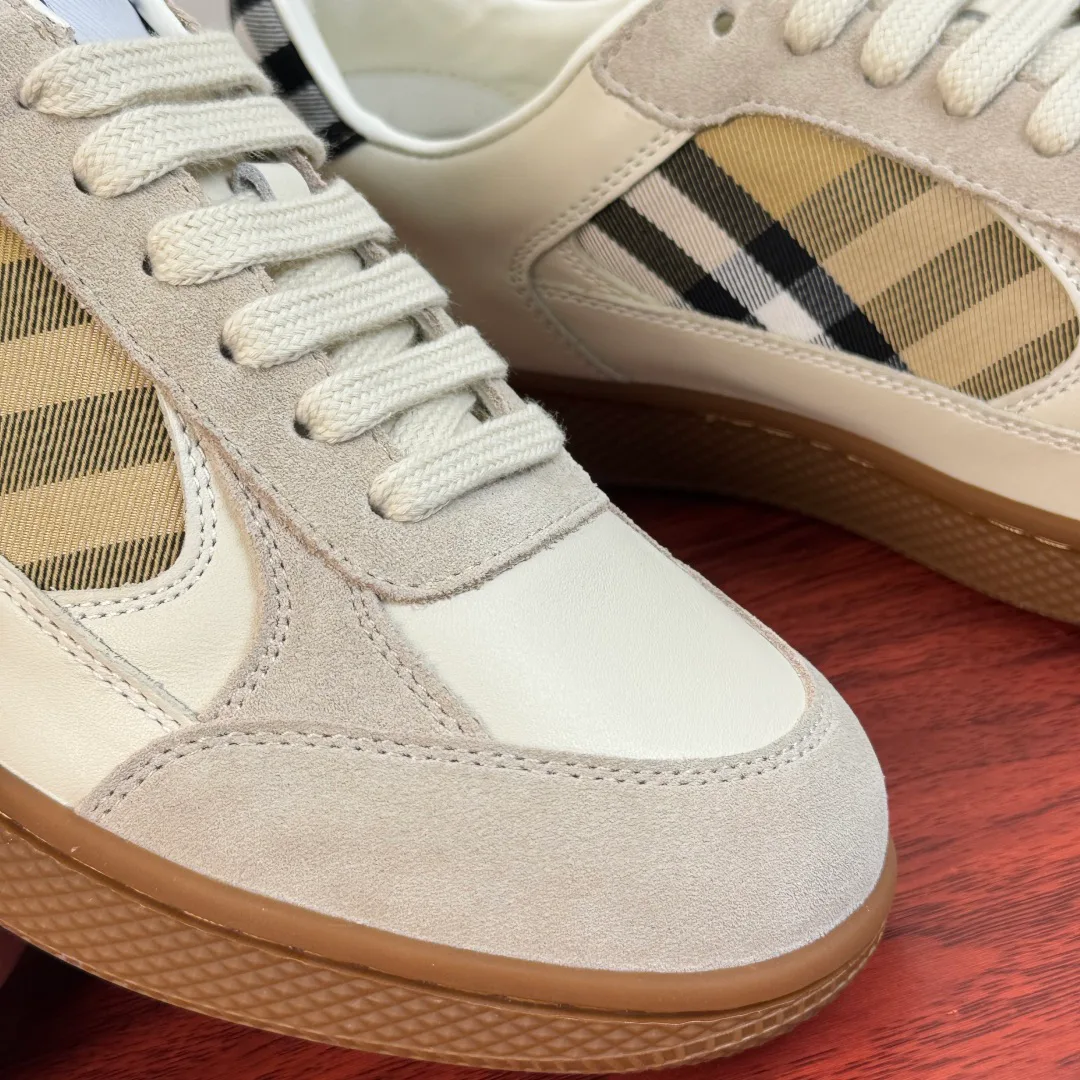 Men's Sneakers BURBERRY 17636478