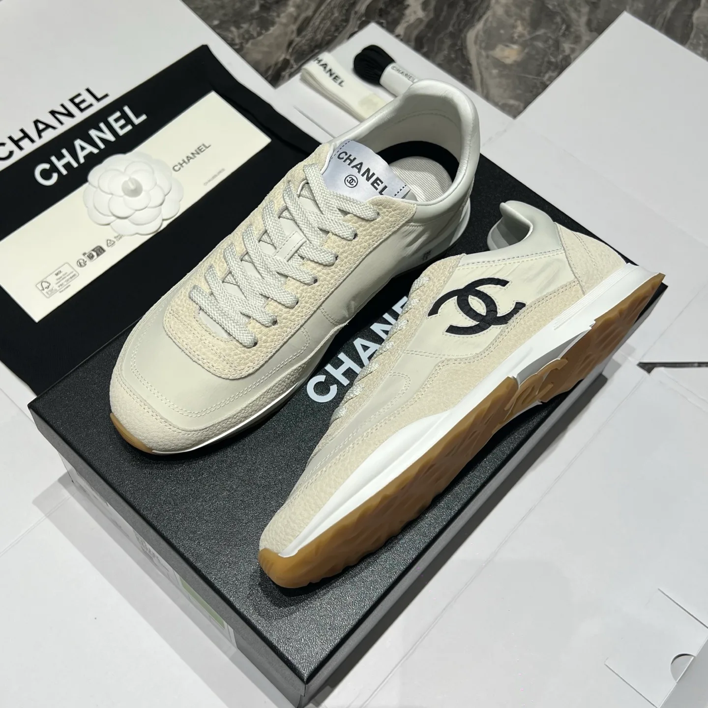 Women's Sneakers CHANEL 18121511