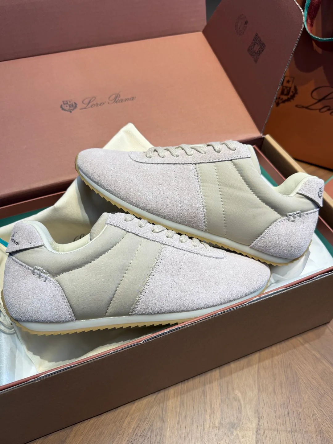 Women's Sneakers LORO PIANA 18468816