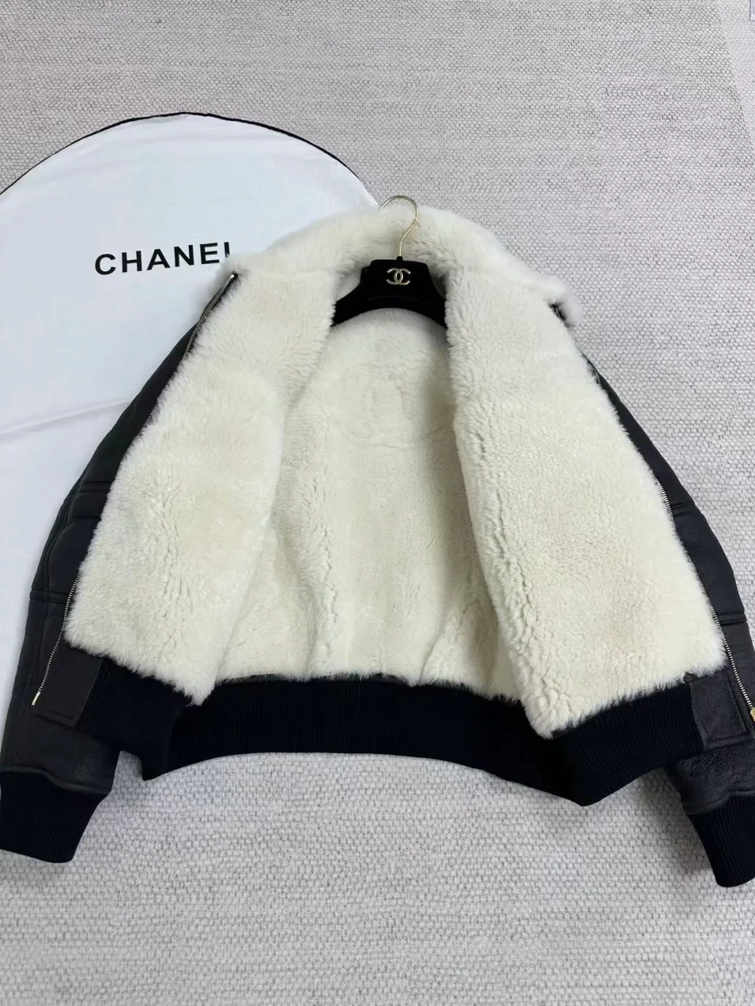Women's Leather Jackets And Sheepskin Coats CHANEL 18363158