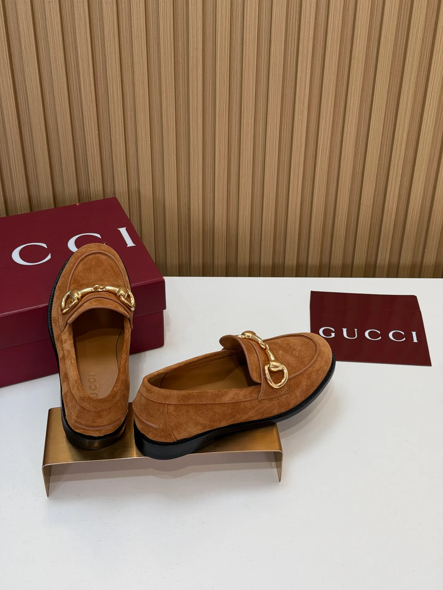 Women's Loafers And Moccasins GUCCI 18152950