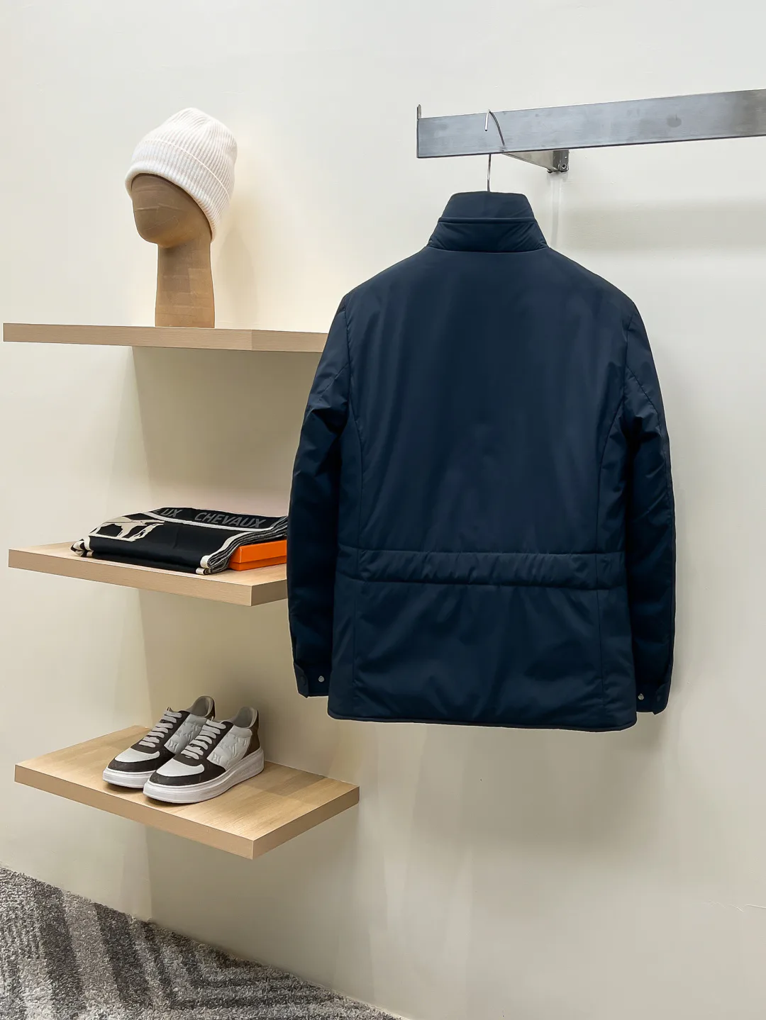 Men's Jackets And Down Jackets MONCLER 18499141
