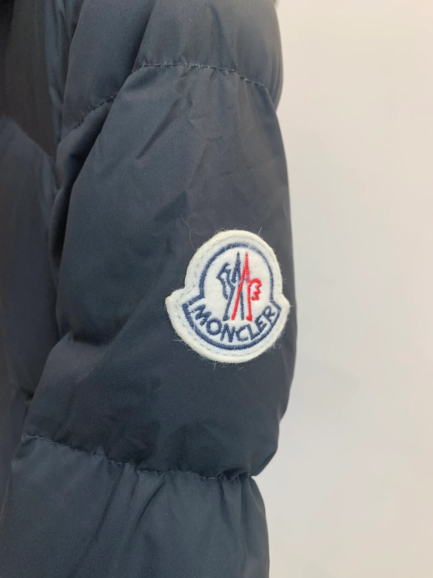 Women's Jackets And Down Jackets MONCLER 18130006