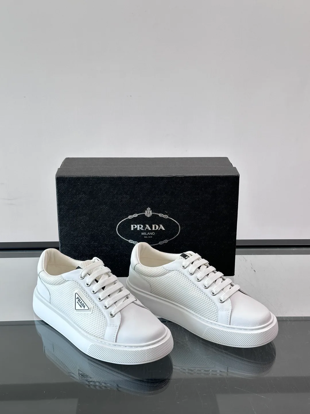 Women's Sneakers PRADA 17608036