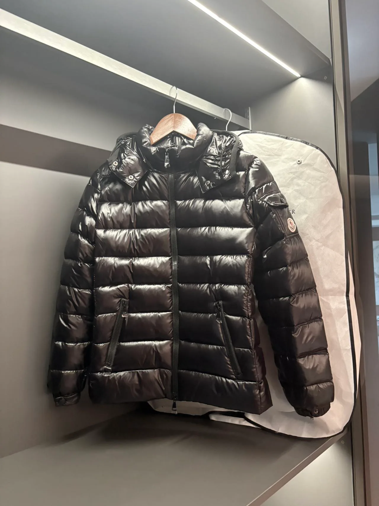 Women's Jackets And Down Jackets MONCLER 17830622