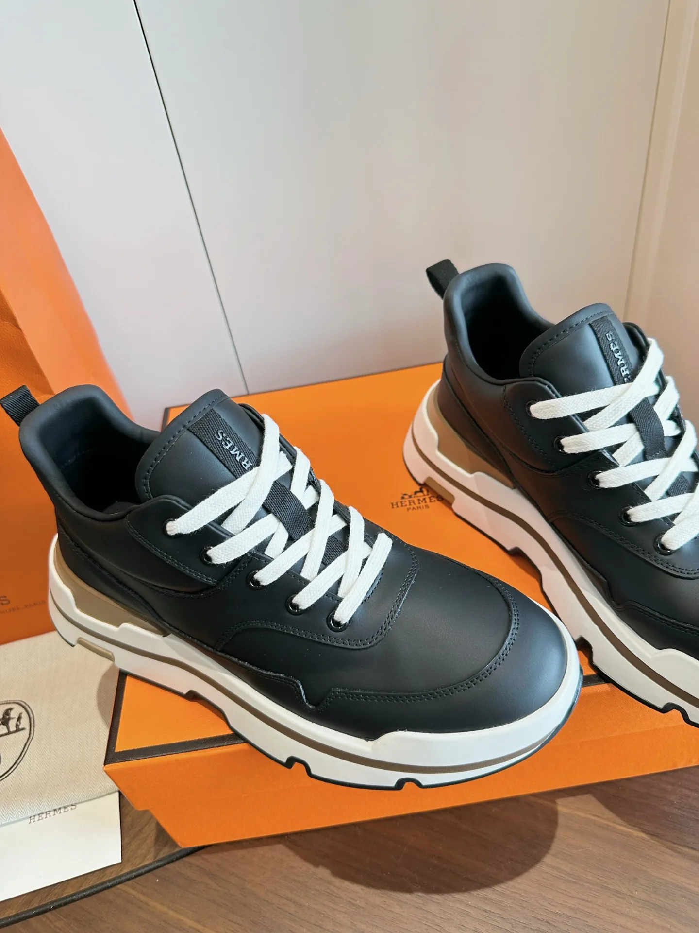 Men's Sneakers HERMES 18485691