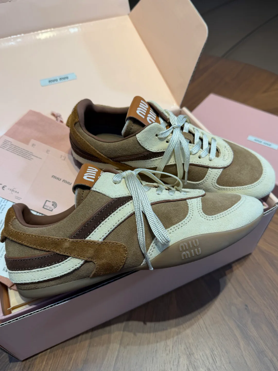 Women's Sneakers MIU MIU 18267511