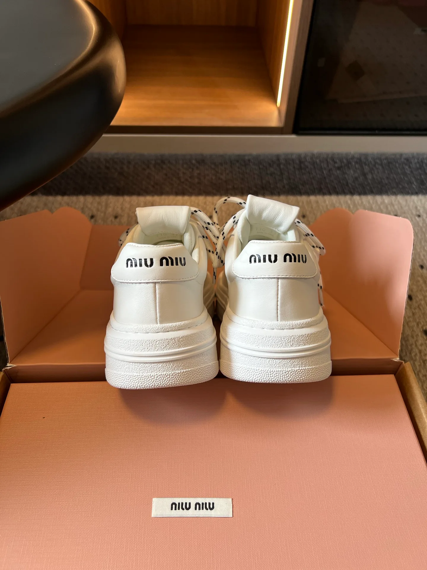 Women's Sneakers MIU MIU 18120970