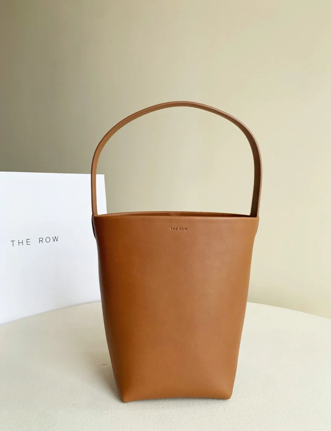 Women's Classic Handbags THE ROW 18070649