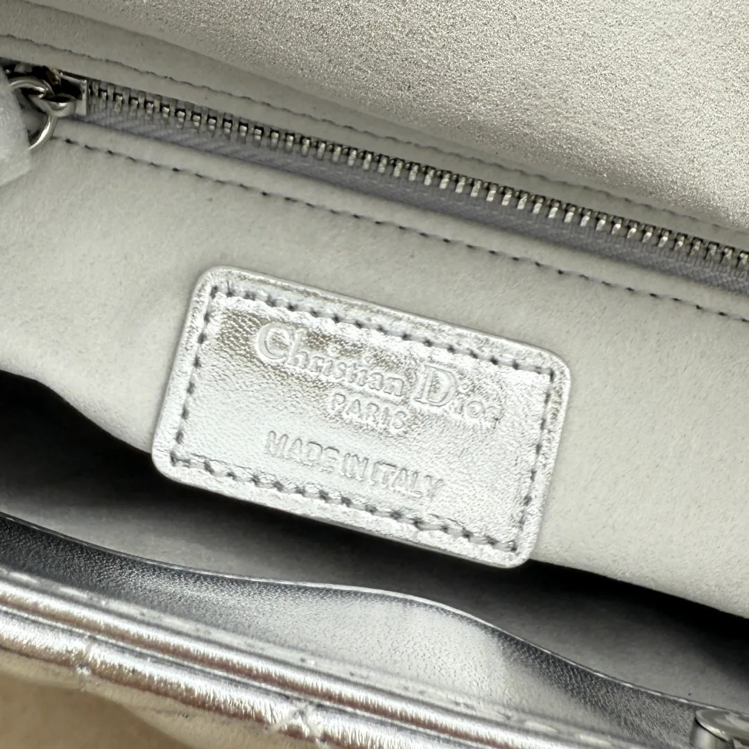 Women's Classic Handbags CHRISTIAN DIOR 18116223
