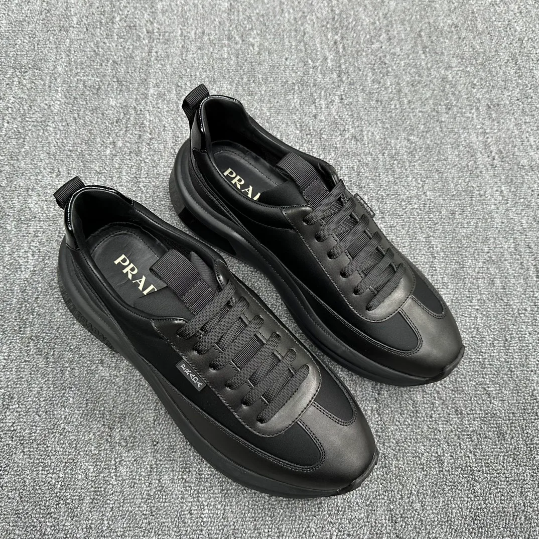 Men's Sneakers PRADA 18076350