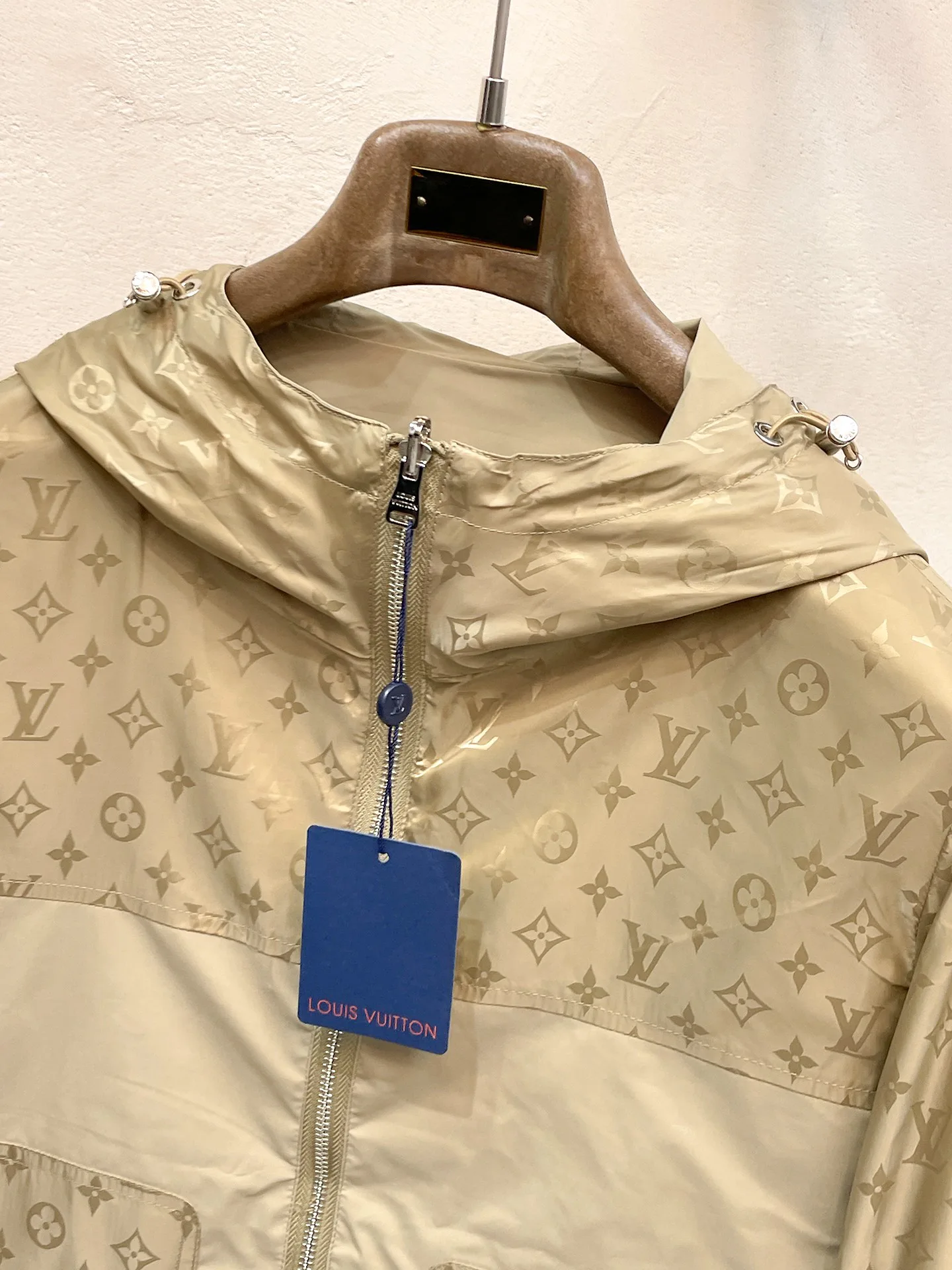 Men's Jackets And Down Jackets LOUIS VUITTON 17966718