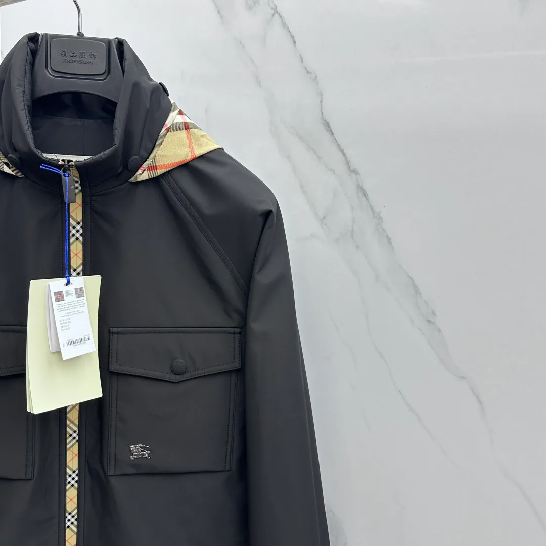 Men's Jackets And Down Jackets BURBERRY 17810343
