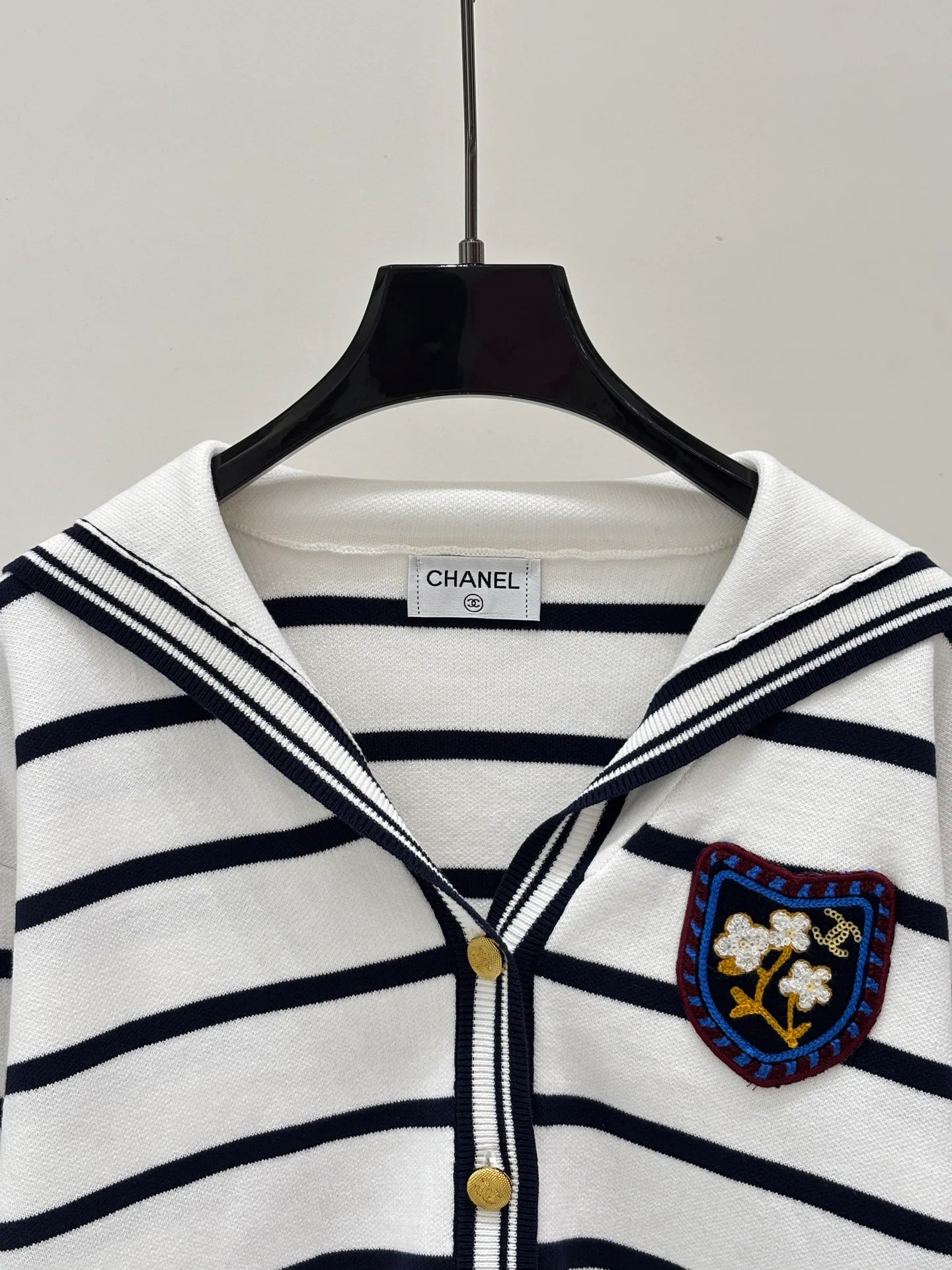 Women's Jumpers And Sweaters CHANEL 18410671