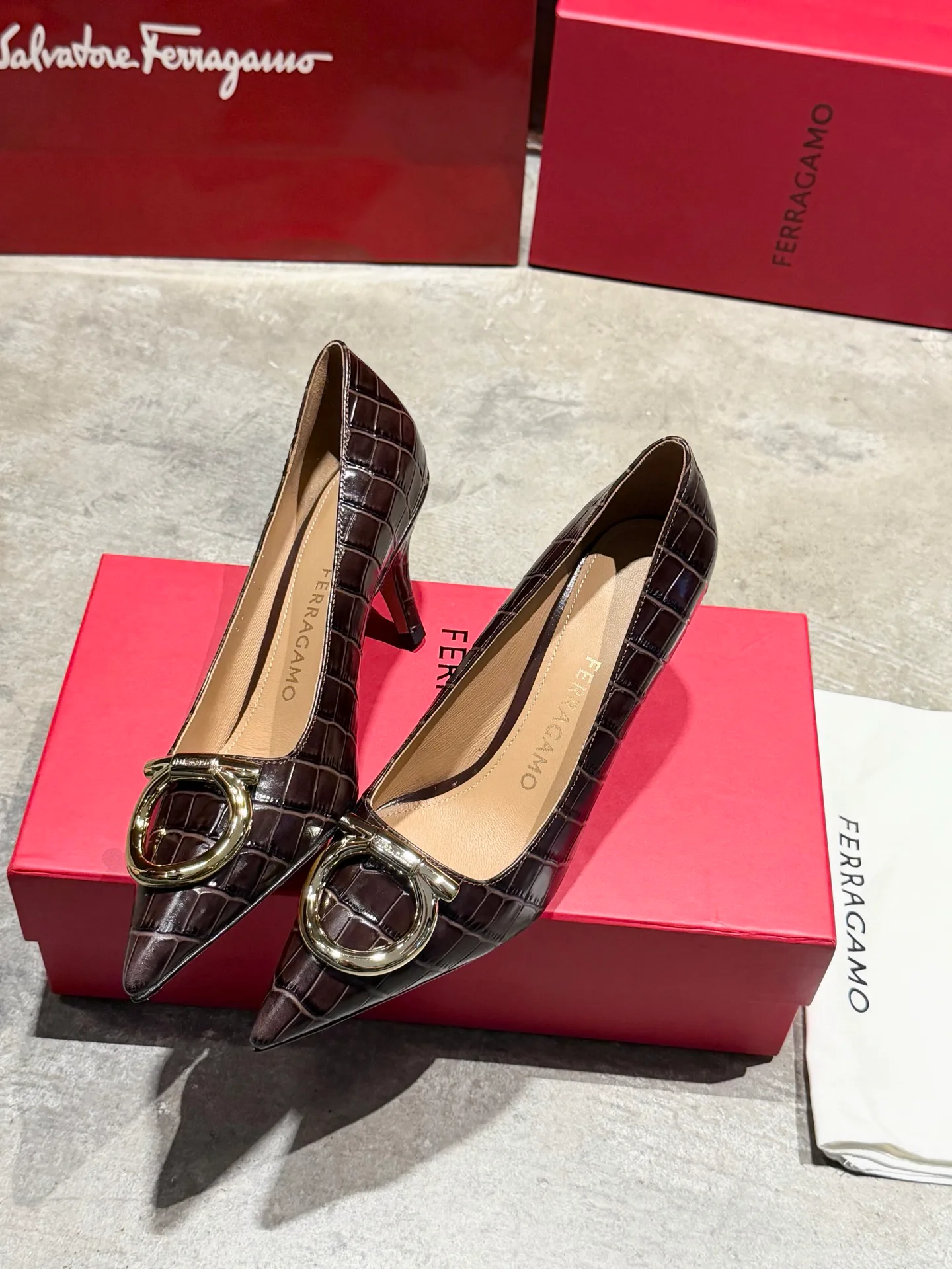 Women's Heels SALVATORE FERRAGAMO 17897969