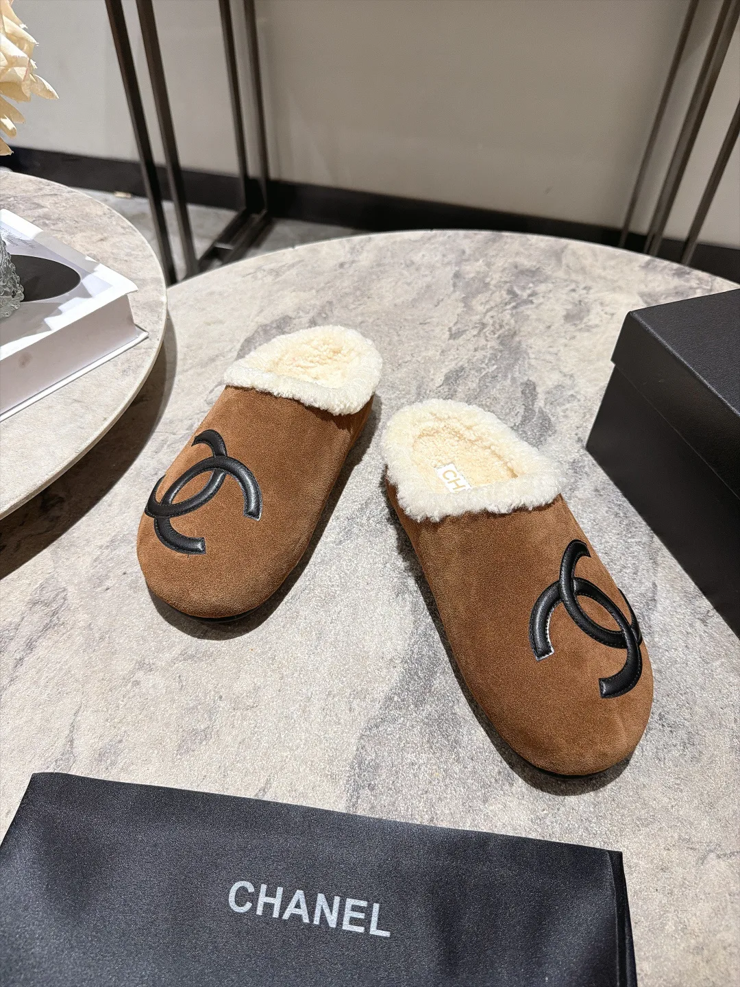 Women's Mules And Clogs CHANEL 18152364