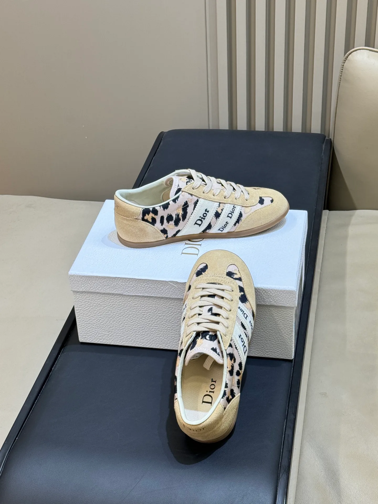 Women's Sneakers CHRISTIAN DIOR 18073069