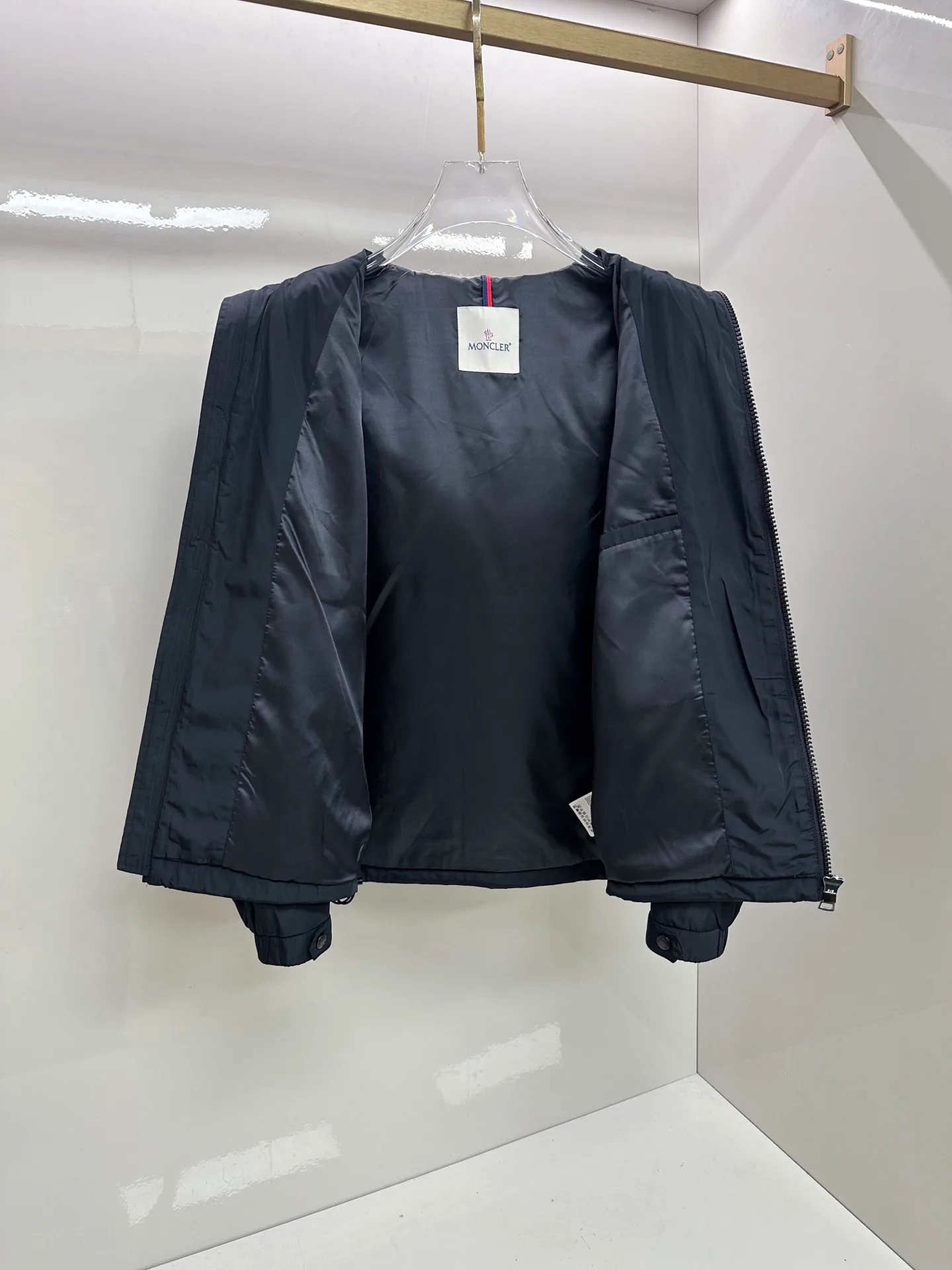 Men's Jackets And Down Jackets MONCLER 18140239