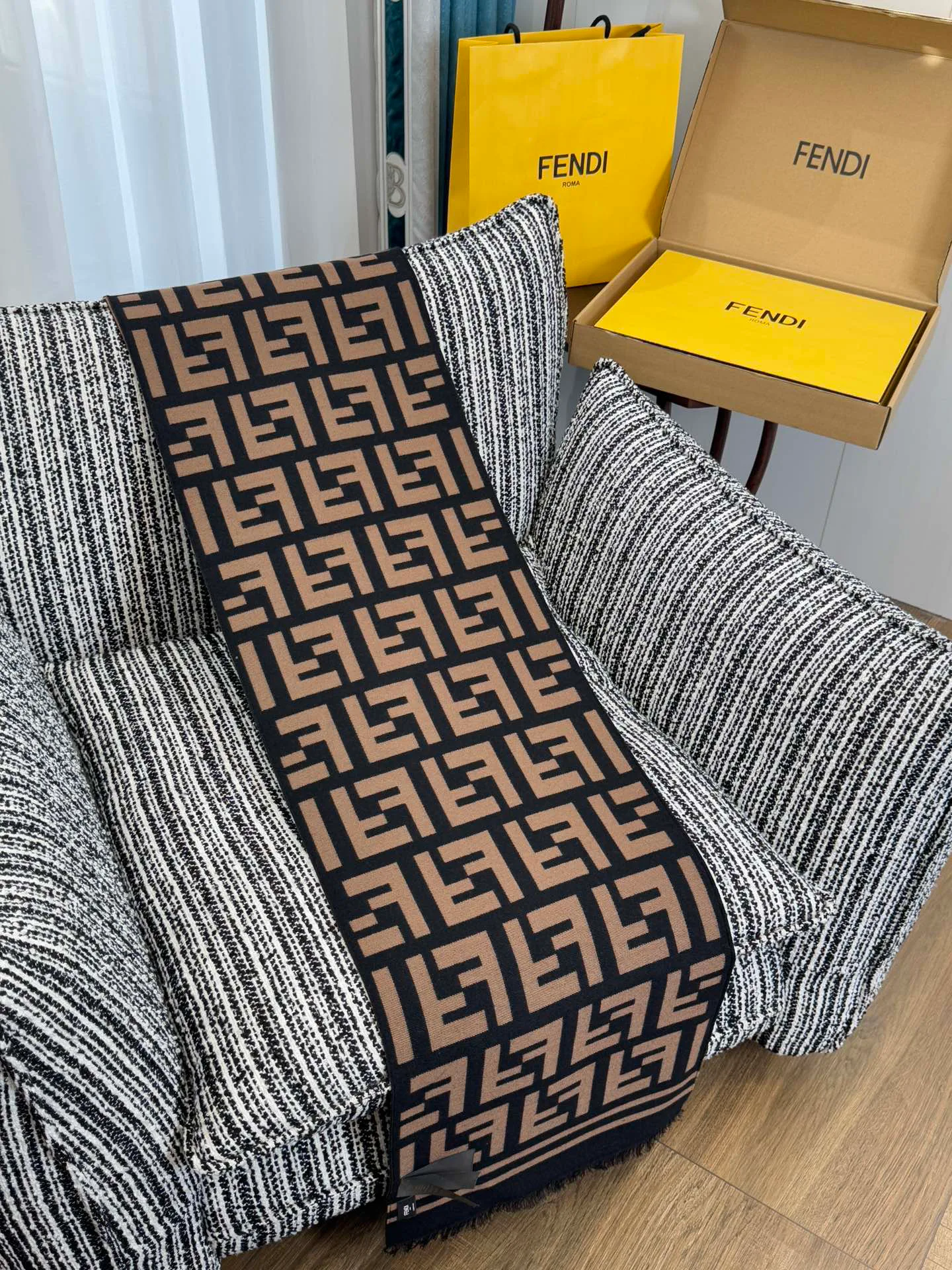 Scarves FENDI 18287131
