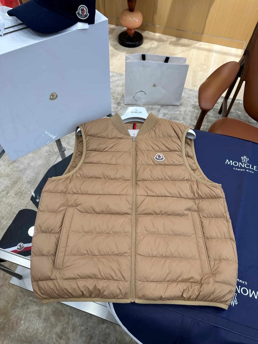 Men's Jackets And Down Jackets MONCLER 18359920
