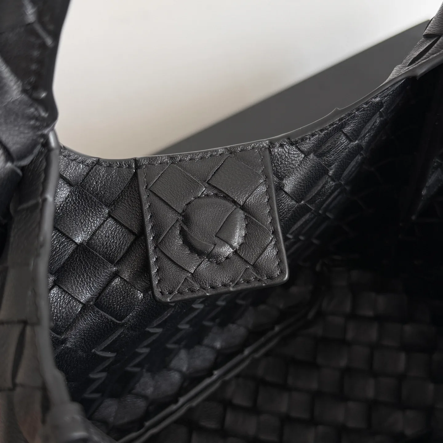 Women's Classic Handbags BOTTEGA VENETA 18467925